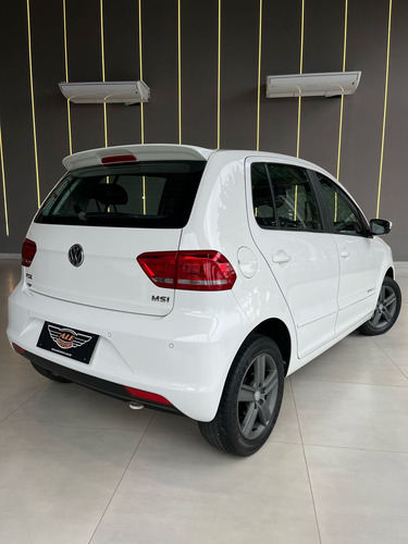 Volkswagen Fox 1.6 MSI COMFORTLINE 8V FLEX 4P MANUAL