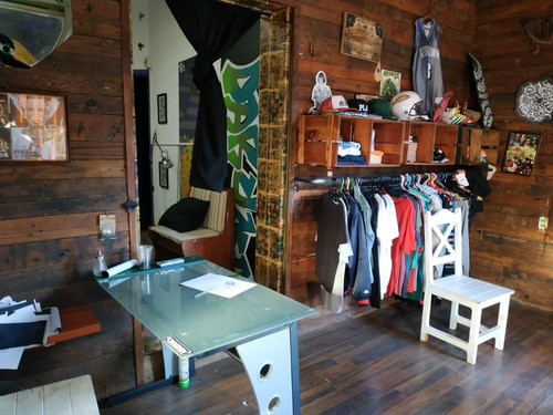 Se Alquila Local Comercial En El Centro De Pando