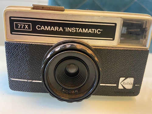 Câmera Fotográfica Kodak 77 X