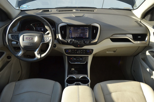 Imagen 13 de 15 de Gmc Terrain Denali 2018 Negra
