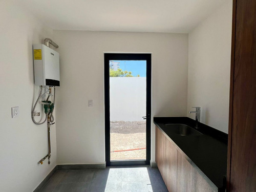 Casa En Zibatá 205m2 Construcción, Frente A Parque. Ig