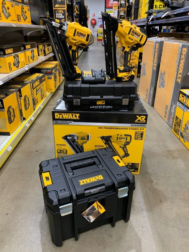 Imagen 2 de 2 de Dewalt 18v Brushless 2 Piece 2 X 5.0ah Brad 15ga/famer Combo