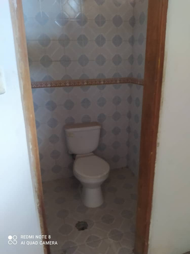 Imagen 3 de 4 de Local En Venta En Barrio Sucre Barcelona
