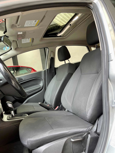 Imagen 13 de 14 de Ford Fiesta 1.6 Se Sedan At 2016