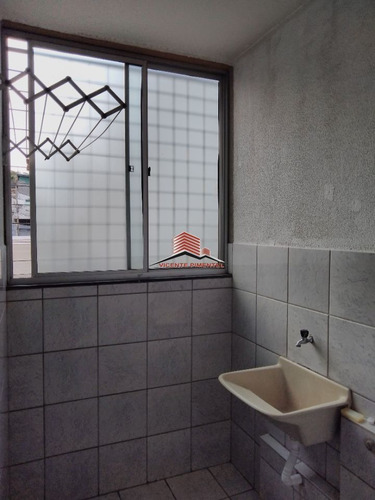 Imagem 9 de 10 de Apart 3 Quartos Bairro Camargos - 2720