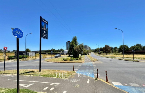 Local Comercial En Arriendo, Exclusivo Sector En Temuco