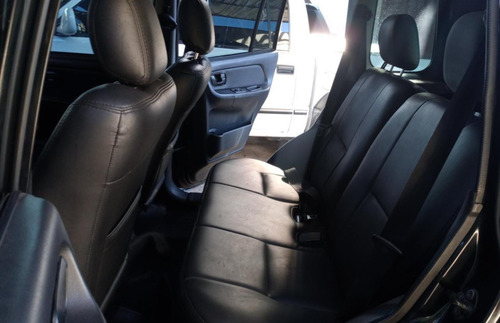 Imagem 9 de 11 de Mitsubishi Pajero Tr4 2.0 Preto 2010