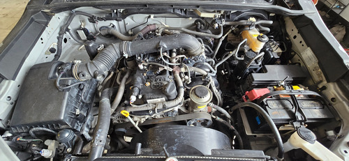 Toyota Hilux 2.7 Cabina Doble Base Mt