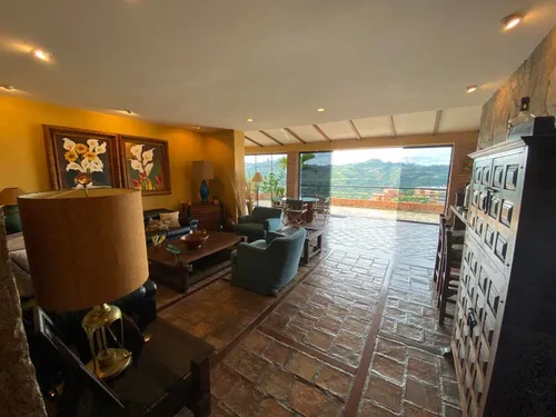 Ls Vende Pent House Urb Miranda