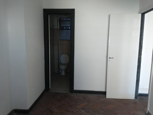 Venta Oficina Tres Ambientes En Monserrat