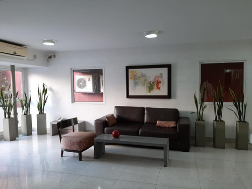 Departamento 2 Ambientes De Categoría Con Cochera En Morón Centro