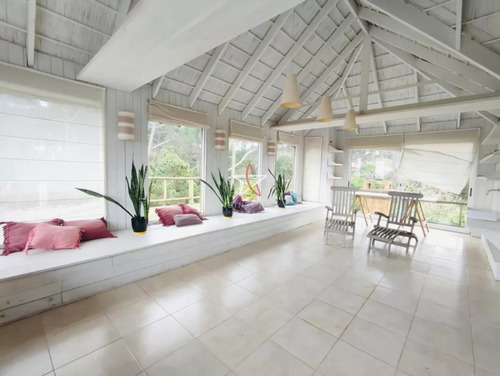 Espectacular Casa En Montoya A Metros Del Mar, Amplia, Cómoda, Segura!