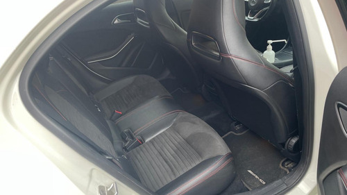 Mercedes-Benz A200 2.0 300 Sport At