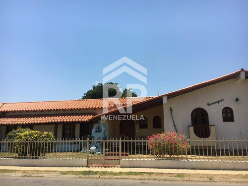 Casa Quinta En Venta En Judibana, Punto Fijo, Falcón