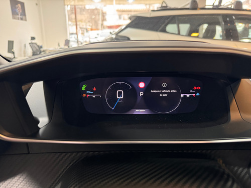 Peugeot 2008 1.0T Gt