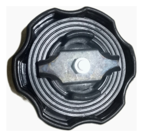 Tapa De Aceite De Motor Mitsubishi Lancer Signo Montero