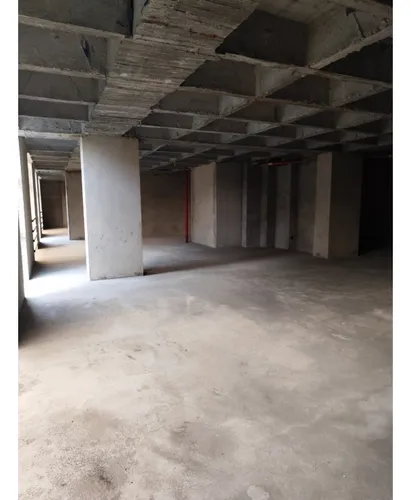 Se Arrienda Local- Bodega Obra Gris, Edificio Mixto En Conquistadores