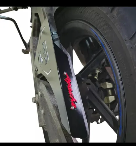 Guarda Cadena Apache 200 Apache 160 4v 3d Accesorios Lujo