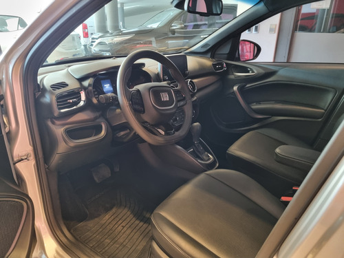 Fiat Cronos 1.8 16v Precision At6 Pack Premium