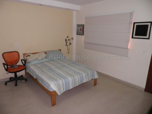 Imagen 4 de 14 de Eloisa Mejia Rentahouse Vende Townhouse En Trigal Norte Valencia 22-4616