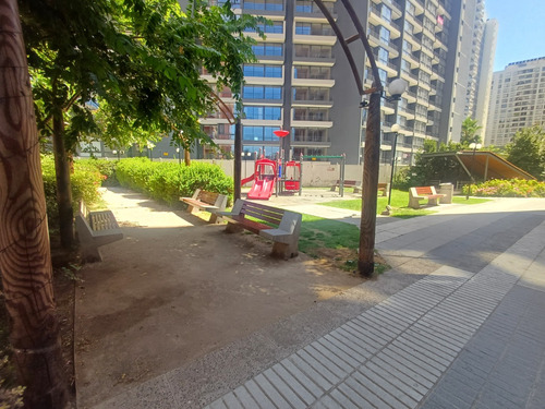 Cómodo / Edificio Tranquilo Y Familiar/ Con Estacionamiento