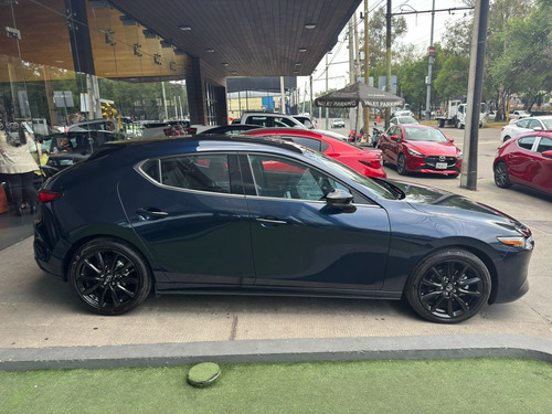 Mazda Mazda 3 2.5T Signature Hatchback At