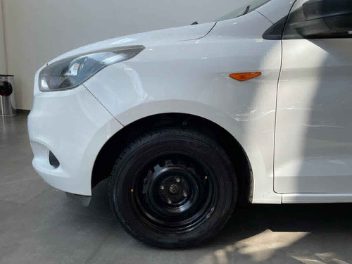 Imagen 13 de 15 de Ford Figo 2016 4p Impulse L4/1.5 Man