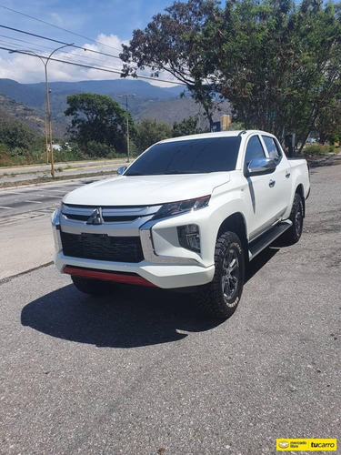 Mitsubishi L200 Gxl Doble Cabina 4x4 Diesel