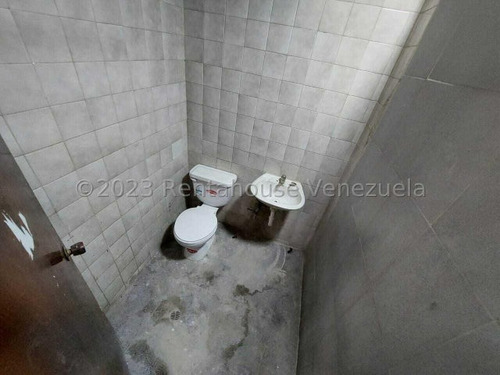 Imagen 12 de 12 de Edificio En Venta En El Junquito