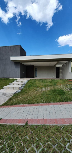 Imagem 2 de 26 de Casa Térrea No Condomínio Itahyen - Santana De Parnaíba - Sp R$ 1.750.000 - Ca00204 - 69002858
