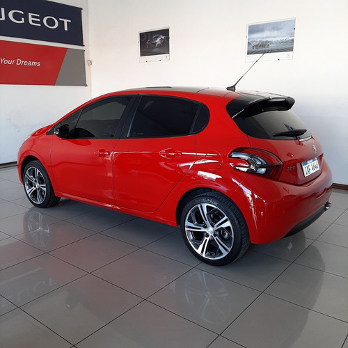 Imagen 6 de 14 de Peugeot 208 Gt 1.6 Turbo 165 Hp