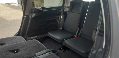 Land Rover - Discovery 4 2.7 Se 2012