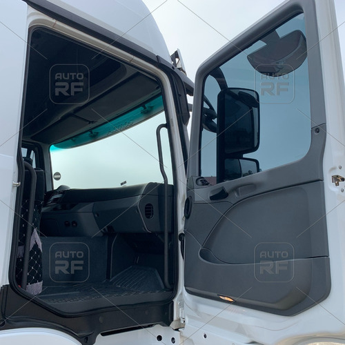 Imagem 11 de 15 de Cavalo Mercedes 2651 6x4 2020 Único Dono Com Retarder