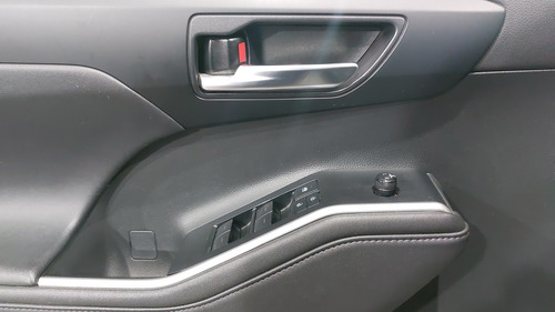Toyota Highlander 3.5 XLE AUTO