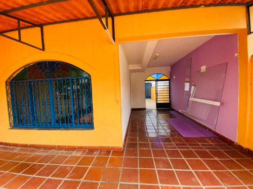 Casa Comercial Para Locação Em Embu Das Artes, Centro, 3 Dormitórios, 1 Suíte, 3 Banheiros, 3 Vagas - 591_2-1160946
