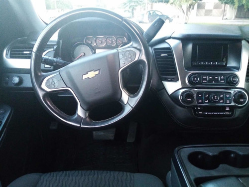 Imagen 10 de 10 de Chevrolet Suburban 2017 5.4 Ls Tela At