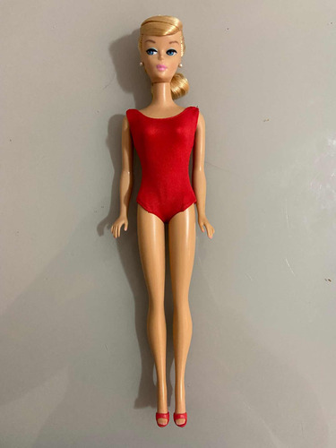 Boneca Barbie Repro Mattel Antiga Maiô Vermelho