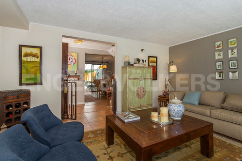 Imagen 5 de 16 de Venta De Casa Sector Estoril , Las Condes