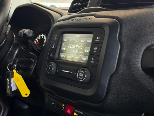 Jeep Renegade 1.8 Longitude 4x2 Flex 16V Aut.