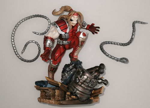 Omega Red - X-men - Bds Art Scale 1/10 - Iron Studios (Usado)