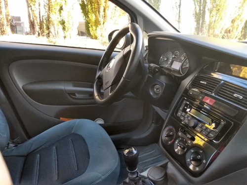 Fiat Linea 2013 1.8 Absolute 130cv