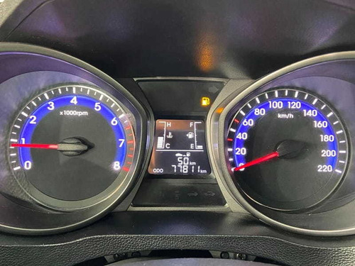 Imagem 11 de 13 de Hyundai Hb20 1.0m Comfor 2015