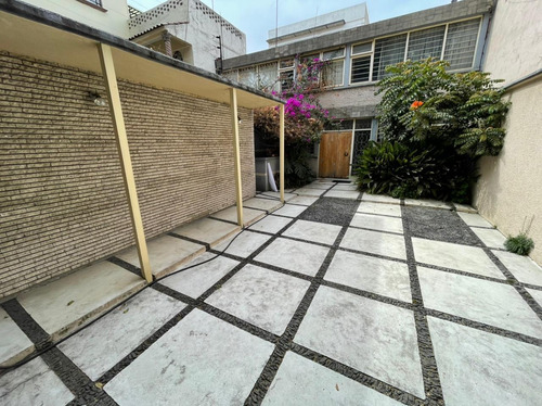 Imagen 1 de 12 de Casa Sola Para Remodelar - Uso Habitacional Hasta 6 Depas