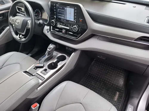 Toyota Highlander 3.5 Limited Panoramic Roof At
