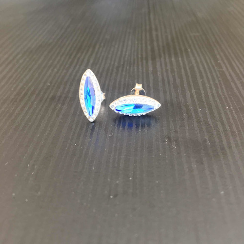 Imagen 3 de 7 de Aretes Broquel De Plata .925 Y Cristal Mujer Agálea Joyería