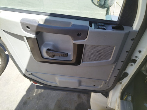 Imagen 17 de 23 de Tracto Camion Freightliner Cl 120, Año 2016, Oportunidad