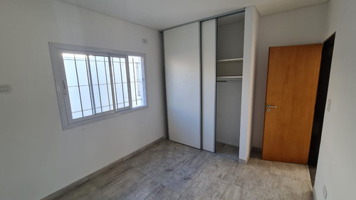 Departamento 3 Ambientes En Ramos Mejía.