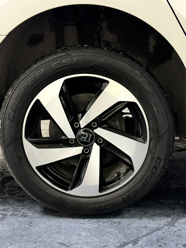 Volkswagen Vento 1.6 Starline At