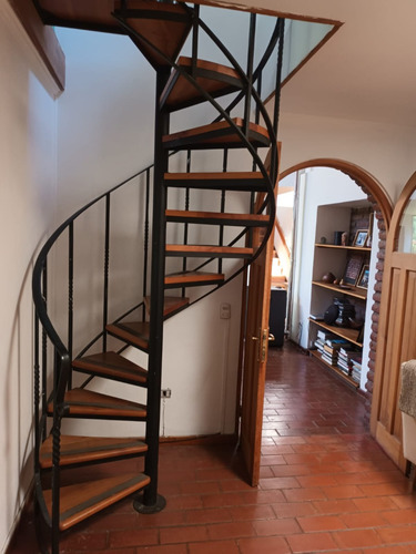 Excelente Casa Simon Gonzalez-ossandon