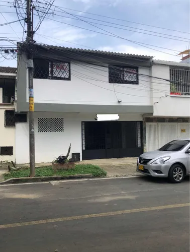 Amplia Casa En Santa Isabel